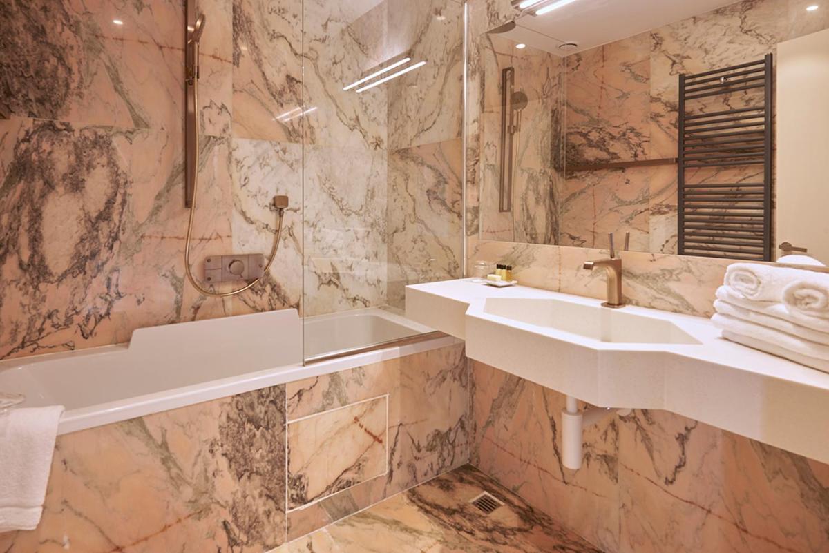 M Suite Hotel Algiers Luaran gambar