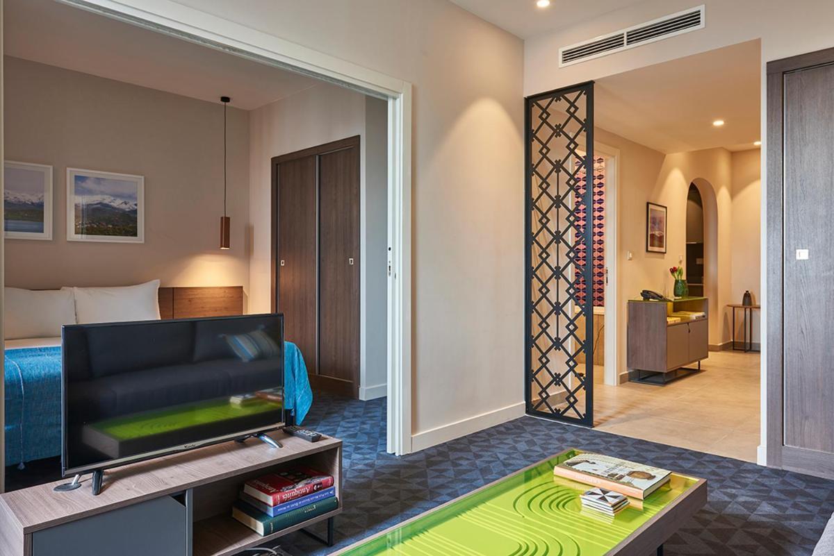 M Suite Hotel Algiers Luaran gambar