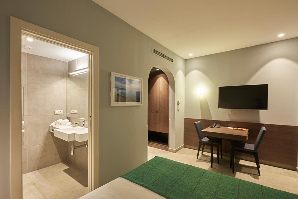 M Suite Hotel Algiers Luaran gambar